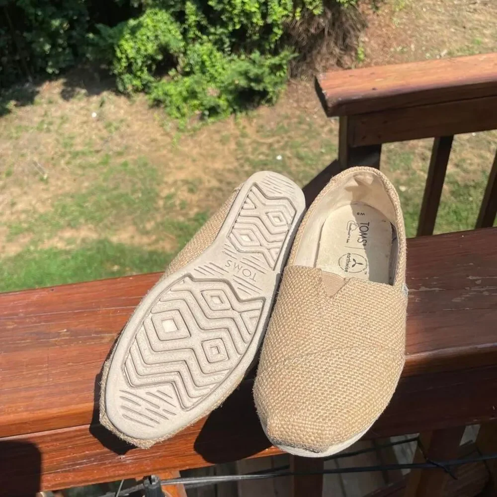 Toms Women's 8 Alpargata Natural Burlap Tan Trainers